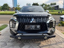 2022 Mitsubishi Pajero Sport Dakar 4x4 AT Hitam - Jual mobil bekas di Jawa Barat