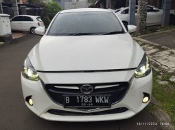 2014 Mazda 2 R Putih - Jual mobil bekas di DI Yogyakarta