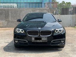 2016 BMW 5 Series 520i Hitam - Jual mobil bekas di DKI Jakarta