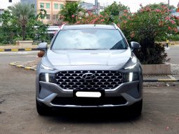 2022 Hyundai Santa Fe D 2.2 8DCT Signature Abu-abu - Jual mobil bekas di DKI Jakarta