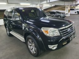 2011 Ford Everest XLT Hitam - Jual mobil bekas di DKI Jakarta