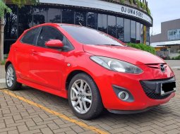 2012 Mazda 2 Hatchback Merah - Jual mobil bekas di Banten