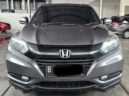 2017 Honda HR-V 1.5L E CVT Abu-abu - Jual mobil bekas di DKI Jakarta