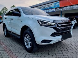 2023 Isuzu MU-X 4X4 MT Putih - Jual mobil bekas di Banten