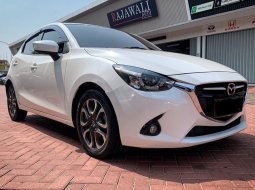 2016 Mazda 2 GT AT Putih - Jual mobil bekas di Banten