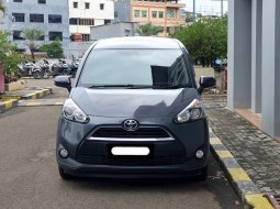 2017 Toyota Sienta G CVT Hitam - Jual mobil bekas di DKI Jakarta