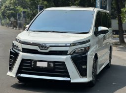 2019 Toyota Voxy 2.0 A/T Putih - Jual mobil bekas di DKI Jakarta