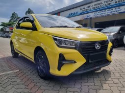 2024 Daihatsu Ayla 1.2L R AT Kuning - Jual mobil bekas di Banten