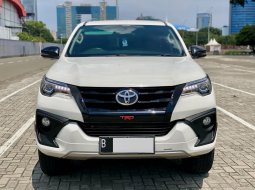 2019 Toyota Fortuner 2.4 TRD AT Putih - Jual mobil bekas di DKI Jakarta