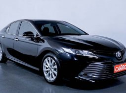 2021 Toyota Camry 2.5 V Hitam - Jual mobil bekas di Banten