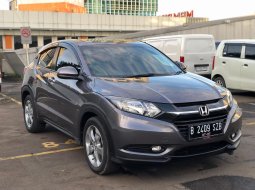 2017 Honda HR-V 1.5L E CVT Abu-abu - Jual mobil bekas di Banten