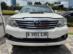 2014 Toyota Fortuner G TRD Putih - Jual mobil bekas di Jawa Barat