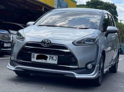 2019 Toyota Sienta Q Silver - Jual mobil bekas di DKI Jakarta