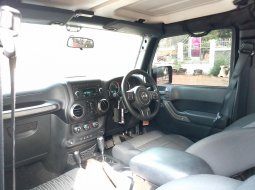 2011 Jeep Wrangler Sport Unlimited Hitam - Jual mobil bekas di DKI Jakarta