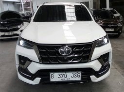 2022 Toyota Fortuner Putih - Jual mobil bekas di DKI Jakarta