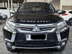 2017 Mitsubishi Pajero Sport Dakar 4x2 AT Hitam - Jual mobil bekas di Jawa Barat