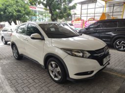 2017 Honda HR-V E CVT Putih - Jual mobil bekas di DKI Jakarta