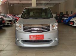 2013 Toyota NAV1 V Silver - Jual mobil bekas di Banten