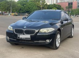 2013 BMW 5 Series 520d Hitam - Jual mobil bekas di DKI Jakarta