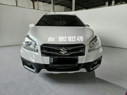 2017 Suzuki SX4 S-Cross New A/T Putih - Jual mobil bekas di DKI Jakarta