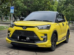 2022 Toyota Raize 1.0T GR Sport CVT (Two Tone) Kuning - Jual mobil bekas di DKI Jakarta