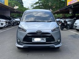 2019 Toyota Sienta Q Silver - Jual mobil bekas di DKI Jakarta