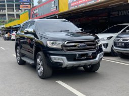 2015 Ford Everest TDCi 2.2 Automatic Hitam - Jual mobil bekas di DKI Jakarta