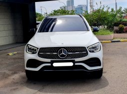 2022 Mercedes-Benz GLC 200 AMG Line Putih - Jual mobil bekas di DKI Jakarta