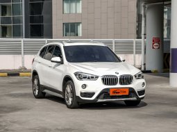 2019 BMW X1 sDrive18i xLine Putih - Jual mobil bekas di DKI Jakarta