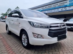 2016 Toyota Kijang Innova V A/T Gasoline Putih - Jual mobil bekas di Banten