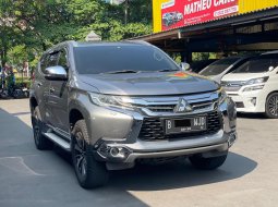 2016 Mitsubishi Pajero Sport Dakar 4x2 AT Abu-abu - Jual mobil bekas di DKI Jakarta