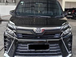 2019 Toyota Voxy 2.0 A/T Hitam - Jual mobil bekas di DKI Jakarta