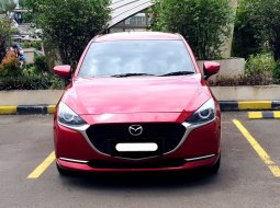 2022 Mazda 2 Sedan Merah - Jual mobil bekas di DKI Jakarta