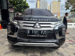 2021 Mitsubishi Pajero Sport Dakar 4x2 AT Hitam - Jual mobil bekas di Jawa Barat