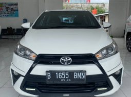 2017 Toyota Yaris TRD CVT 3 AB Putih - Jual mobil bekas di Jawa Barat