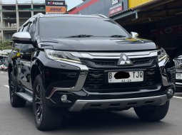 2018 Mitsubishi Pajero Sport Dakar 2.4 Automatic Hitam - Jual mobil bekas di DKI Jakarta