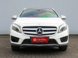 2016 Mercedes-Benz GLA 200 Gasoline Putih - Jual mobil bekas di Banten