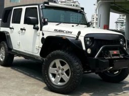 2011 Jeep Wrangler Rubicon 4-Door Putih - Jual mobil bekas di DKI Jakarta