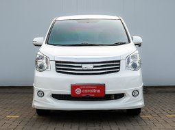 2013 Toyota NAV1 V Putih - Jual mobil bekas di Banten