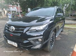 2020 Toyota Fortuner 2.4 VRZ AT Hitam - Jual mobil bekas di DKI Jakarta