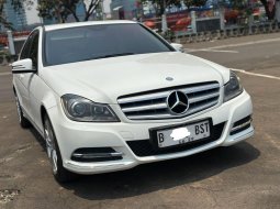 2014 Mercedes-Benz C-Class C200 Putih - Jual mobil bekas di DKI Jakarta