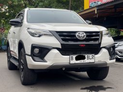 2019 Toyota Fortuner 2.4 TRD AT Putih - Jual mobil bekas di DKI Jakarta