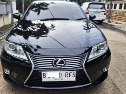 2014 Lexus ES 300h Hitam - Jual mobil bekas di DKI Jakarta