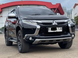 2018 Mitsubishi Pajero Sport Dakar 4x2 AT Hitam - Jual mobil bekas di DKI Jakarta