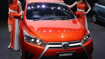 Harga Toyota All New Yaris 2015, mobil smail cocok untuk anak muda