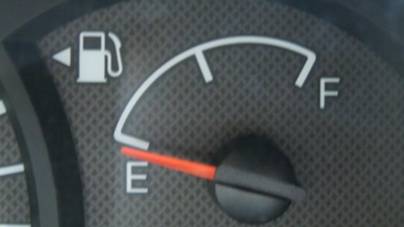 Penyebab dan Cara memperbaiki speedometer mobil yang rusak