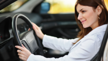 Tips Mudah Belajar mengemudi Mobil dalam 7 Hari