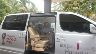 Legenda MU Teddy Sheringham Akui Hyundai H-1 Mobil Berkelas
