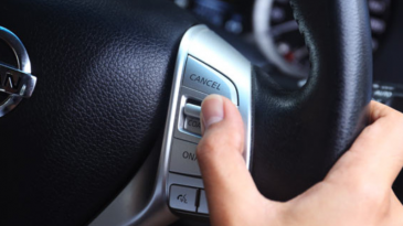 Mengetahui Pengertian dan Cara Penggunaan Cruise Control