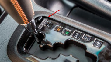 Mengetahui Kegunaan Fitur Shift Lock Pada Mobil Matic